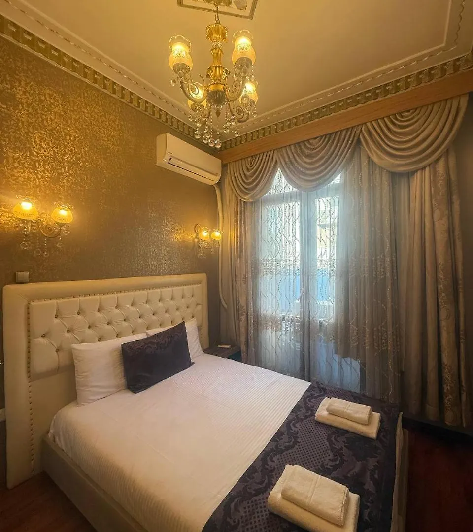 Elegant 3Br Apt, Palace Style, 4Ac, Balcony, 5 Min To Taksim #S3 Istanbul