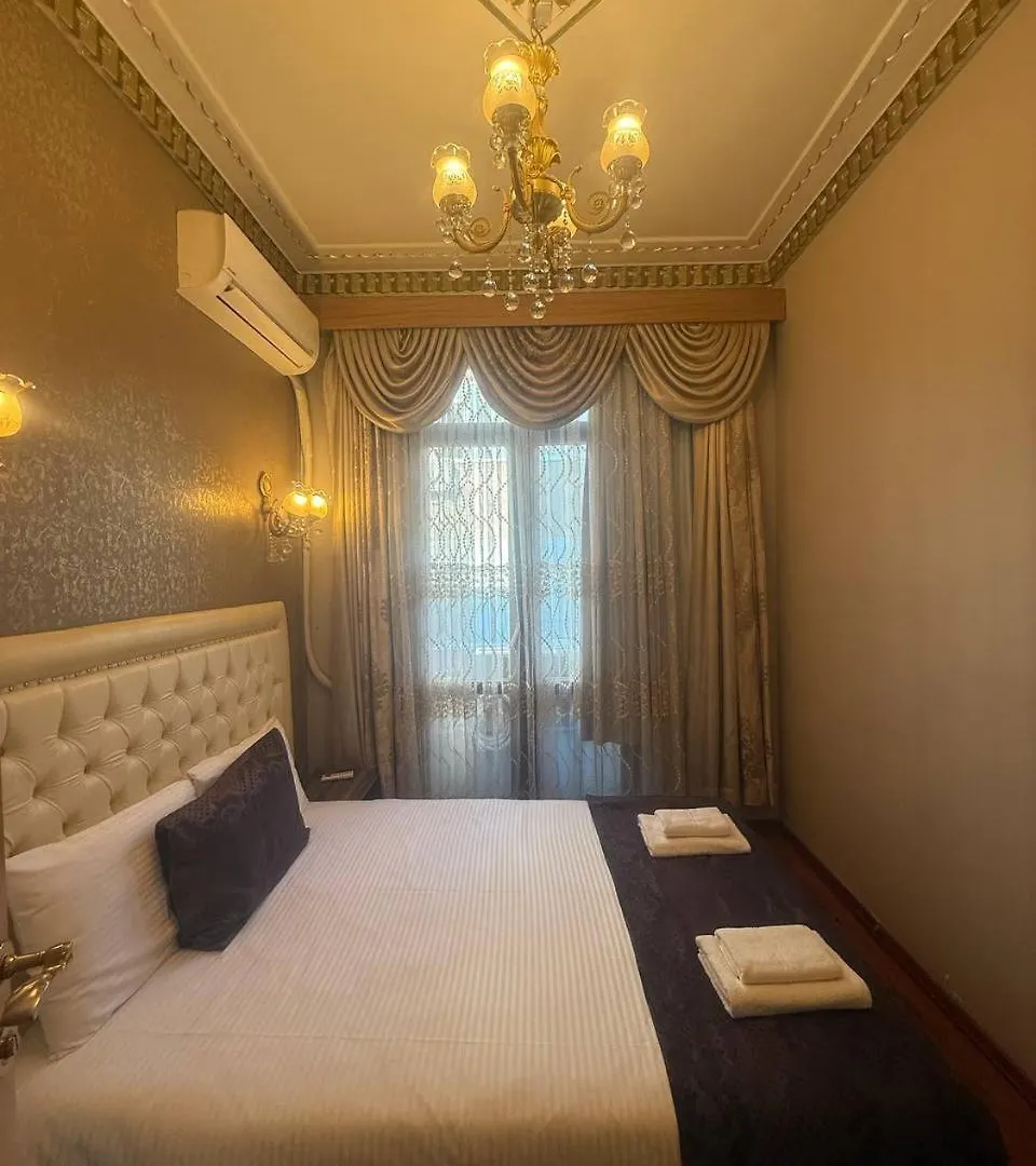 Elegant 3Br Apt, Palace Style, 4Ac, Balcony, 5 Min To Taksim #S3 Istanbul Apartment